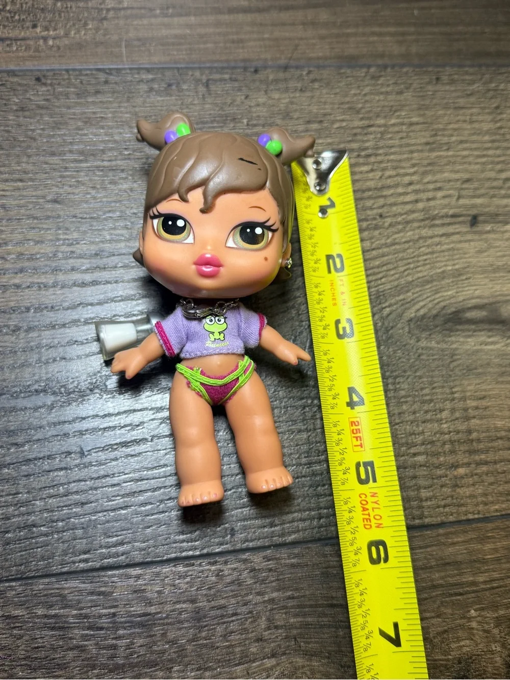 MGA Bratz Babyz Doll Yasmin Pretty Princess with Frog Figure Accessories 2004